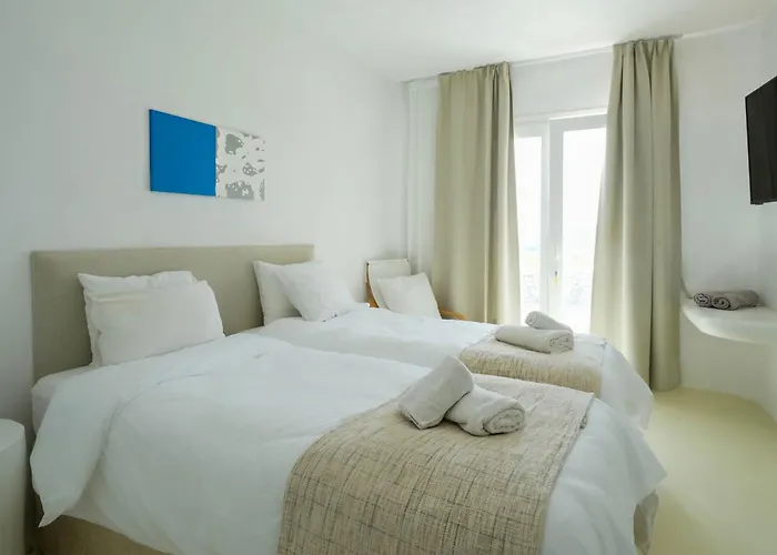 Super Two In فيلة